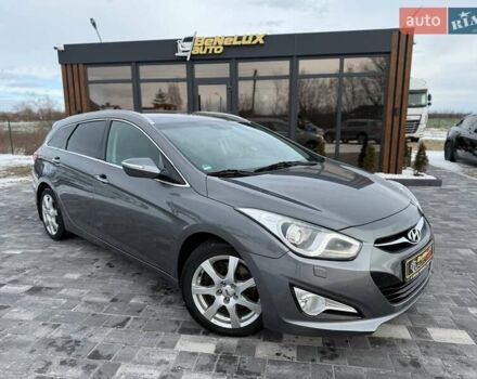 Сірий Хендай і40, об'ємом двигуна 1.7 л та пробігом 210 тис. км за 10599 $, фото 1 на Automoto.ua
