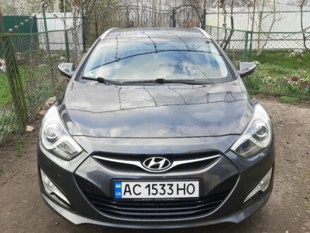 Серый Хендай и40, объемом двигателя 1.7 л и пробегом 220 тыс. км за 10200 $, фото 1 на Automoto.ua