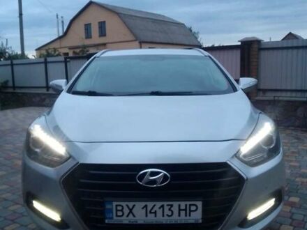 Хендай і40 2015 у Полонном на Automoto.ua Сірий Хендай і40, об'ємом двигуна 1.7 л та пробігом 205 тис. км за 10500 $, фото 1 на Automoto.ua
