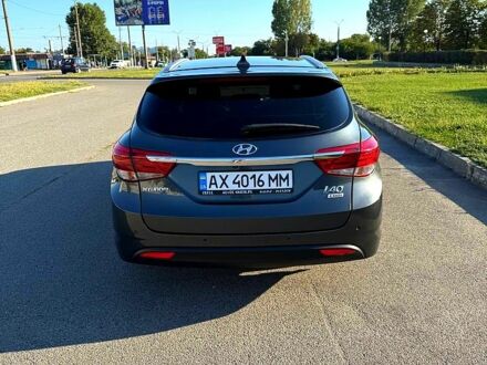 Сірий Хендай і40, об'ємом двигуна 1.7 л та пробігом 214 тис. км за 12000 $, фото 1 на Automoto.ua