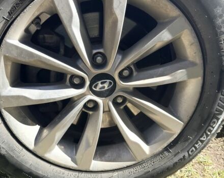 Серый Хендай и40, объемом двигателя 1.7 л и пробегом 228 тыс. км за 10000 $, фото 1 на Automoto.ua