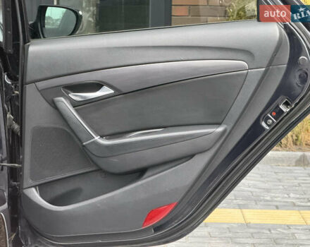 Синий Хендай и40, объемом двигателя 1.69 л и пробегом 277 тыс. км за 8500 $, фото 19 на Automoto.ua