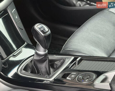 Синий Хендай и40, объемом двигателя 1.69 л и пробегом 277 тыс. км за 8500 $, фото 43 на Automoto.ua