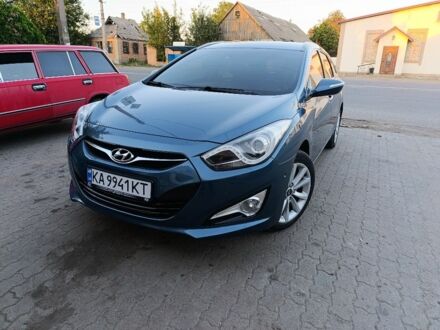 Синій Хендай і40, об'ємом двигуна 1.7 л та пробігом 223 тис. км за 9100 $, фото 1 на Automoto.ua