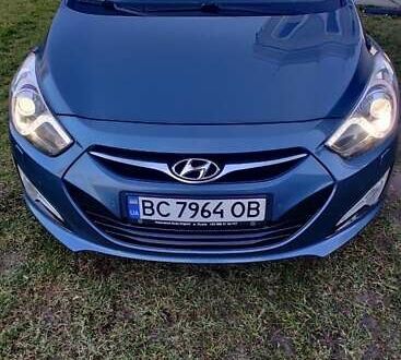 Хендай і40 2013 у Львові на Automoto.ua Синій Хендай і40, об'ємом двигуна 1.7 л та пробігом 274 тис. км за 9500 $, фото 1 на Automoto.ua