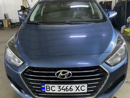 Синий Хендай и40, объемом двигателя 1.7 л и пробегом 213 тыс. км за 12450 $, фото 1 на Automoto.ua
