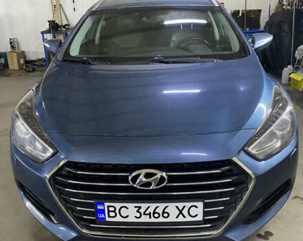Синий Хендай и40, объемом двигателя 1.7 л и пробегом 213 тыс. км за 12450 $, фото 1 на Automoto.ua