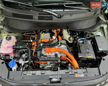Зелений Хендай Inster EV, об'ємом двигуна 0 л та пробігом 1 тис. км за 14500 $, фото 16 на Automoto.ua