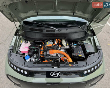 Зелений Хендай Inster EV, об'ємом двигуна 0 л та пробігом 1 тис. км за 14500 $, фото 17 на Automoto.ua
