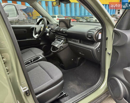 Зелений Хендай Inster EV, об'ємом двигуна 0 л та пробігом 1 тис. км за 14500 $, фото 13 на Automoto.ua