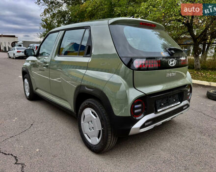 Зелений Хендай Inster EV, об'ємом двигуна 0 л та пробігом 1 тис. км за 14500 $, фото 9 на Automoto.ua