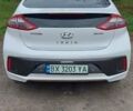Хендай Ioniq 2016 у Хмельницькому на Automoto.ua Білий Хендай Ioniq, об'ємом двигуна 0 л та пробігом 230 тис. км за 12800 $, фото 11 на Automoto.ua