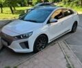 Білий Хендай Ioniq, об'ємом двигуна 0 л та пробігом 150 тис. км за 12400 $, фото 1 на Automoto.ua