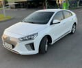 Белый Хендай Ioniq, объемом двигателя 0 л и пробегом 97 тыс. км за 12900 $, фото 9 на Automoto.ua