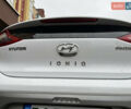 Белый Хендай Ioniq, объемом двигателя 0 л и пробегом 158 тыс. км за 13200 $, фото 17 на Automoto.ua
