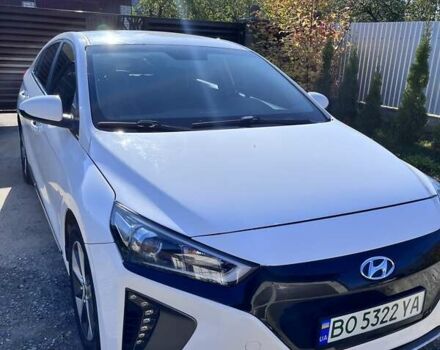 Білий Хендай Ioniq, об'ємом двигуна 0 л та пробігом 110 тис. км за 12200 $, фото 1 на Automoto.ua