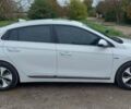 Хендай Ioniq 2016 у Хмельницькому на Automoto.ua Білий Хендай Ioniq, об'ємом двигуна 0 л та пробігом 230 тис. км за 12800 $, фото 19 на Automoto.ua