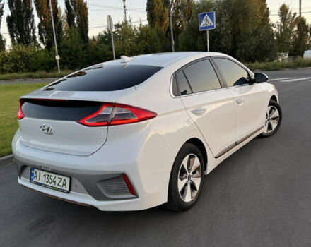 Белый Хендай Ioniq, объемом двигателя 0 л и пробегом 97 тыс. км за 12900 $, фото 37 на Automoto.ua