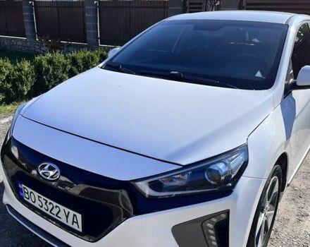 Білий Хендай Ioniq, об'ємом двигуна 0 л та пробігом 110 тис. км за 12200 $, фото 3 на Automoto.ua