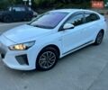 Белый Хендай Ioniq, объемом двигателя 0 л и пробегом 166 тыс. км за 11900 $, фото 1 на Automoto.ua