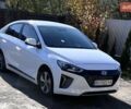 Білий Хендай Ioniq, об'ємом двигуна 0 л та пробігом 110 тис. км за 12200 $, фото 1 на Automoto.ua