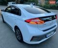 Белый Хендай Ioniq, объемом двигателя 0 л и пробегом 166 тыс. км за 11900 $, фото 12 на Automoto.ua