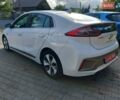 Білий Хендай Ioniq, об'ємом двигуна 0 л та пробігом 105 тис. км за 13700 $, фото 6 на Automoto.ua