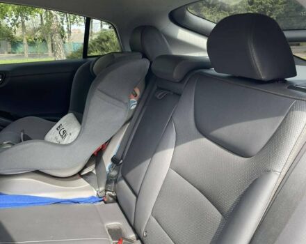 Білий Хендай Ioniq, об'ємом двигуна 0 л та пробігом 130 тис. км за 5200 $, фото 25 на Automoto.ua