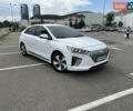 Белый Хендай Ioniq, объемом двигателя 0 л и пробегом 165 тыс. км за 12000 $, фото 2 на Automoto.ua