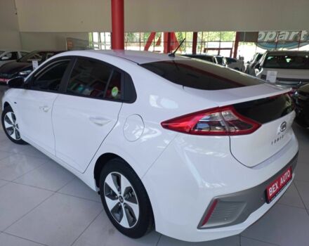 Білий Хендай Ioniq, об'ємом двигуна 0 л та пробігом 6 тис. км за 13500 $, фото 2 на Automoto.ua