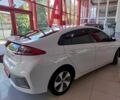 Білий Хендай Ioniq, об'ємом двигуна 0 л та пробігом 6 тис. км за 13500 $, фото 4 на Automoto.ua