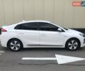 Белый Хендай Ioniq, объемом двигателя 0 л и пробегом 94 тыс. км за 18999 $, фото 29 на Automoto.ua