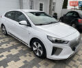 Білий Хендай Ioniq, об'ємом двигуна 0 л та пробігом 121 тис. км за 14000 $, фото 1 на Automoto.ua