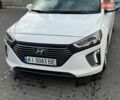 Белый Хендай Ioniq, объемом двигателя 1.58 л и пробегом 166 тыс. км за 14300 $, фото 1 на Automoto.ua