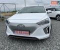 Білий Хендай Ioniq, об'ємом двигуна 0 л та пробігом 96 тис. км за 12599 $, фото 3 на Automoto.ua