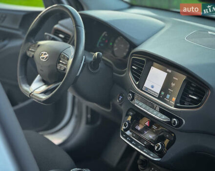 Білий Хендай Ioniq, об'ємом двигуна 0 л та пробігом 165 тис. км за 11900 $, фото 54 на Automoto.ua