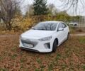 Белый Хендай Ioniq, объемом двигателя 0 л и пробегом 142 тыс. км за 13300 $, фото 4 на Automoto.ua