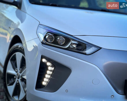 Білий Хендай Ioniq, об'ємом двигуна 0 л та пробігом 165 тис. км за 11900 $, фото 20 на Automoto.ua