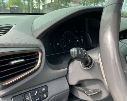 Белый Хендай Ioniq, объемом двигателя 0 л и пробегом 102 тыс. км за 13000 $, фото 34 на Automoto.ua