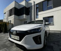 Белый Хендай Ioniq, объемом двигателя 0 л и пробегом 150 тыс. км за 11900 $, фото 19 на Automoto.ua
