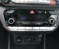 Белый Хендай Ioniq, объемом двигателя 0 л и пробегом 94 тыс. км за 18999 $, фото 5 на Automoto.ua
