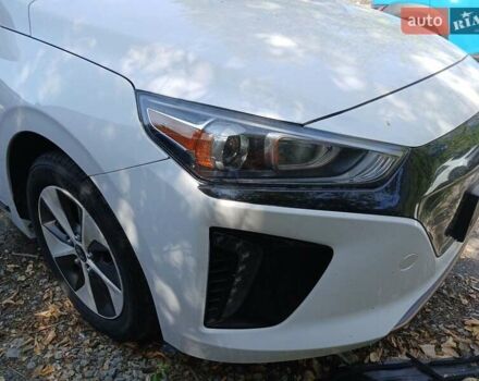 Білий Хендай Ioniq, об'ємом двигуна 0 л та пробігом 200 тис. км за 11500 $, фото 15 на Automoto.ua