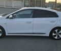 Белый Хендай Ioniq, объемом двигателя 0 л и пробегом 148 тыс. км за 12950 $, фото 7 на Automoto.ua