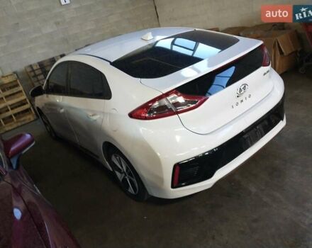 Білий Хендай Ioniq, об'ємом двигуна 0 л та пробігом 200 тис. км за 11500 $, фото 18 на Automoto.ua