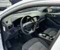 Белый Хендай Ioniq, объемом двигателя 0 л и пробегом 93 тыс. км за 12650 $, фото 21 на Automoto.ua