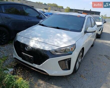 Білий Хендай Ioniq, об'ємом двигуна 0 л та пробігом 200 тис. км за 11500 $, фото 7 на Automoto.ua