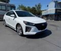 Белый Хендай Ioniq, объемом двигателя 1.6 л и пробегом 84 тыс. км за 10200 $, фото 1 на Automoto.ua