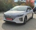 Белый Хендай Ioniq, объемом двигателя 0 л и пробегом 107 тыс. км за 13000 $, фото 1 на Automoto.ua