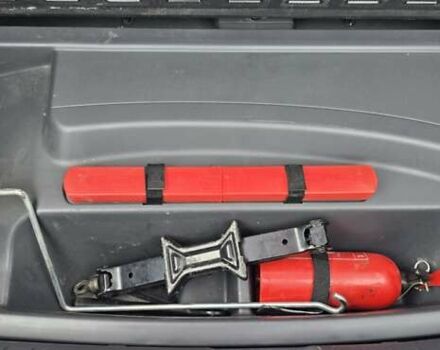 Хендай Ioniq 2017 в Кривом Роге на Automoto.ua Белый Хендай Ioniq, объемом двигателя 0 л и пробегом 69 тыс. км за 15900 $, фото 20 на Automoto.ua