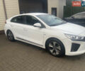 Білий Хендай Ioniq, об'ємом двигуна 0 л та пробігом 198 тис. км за 8800 $, фото 1 на Automoto.ua